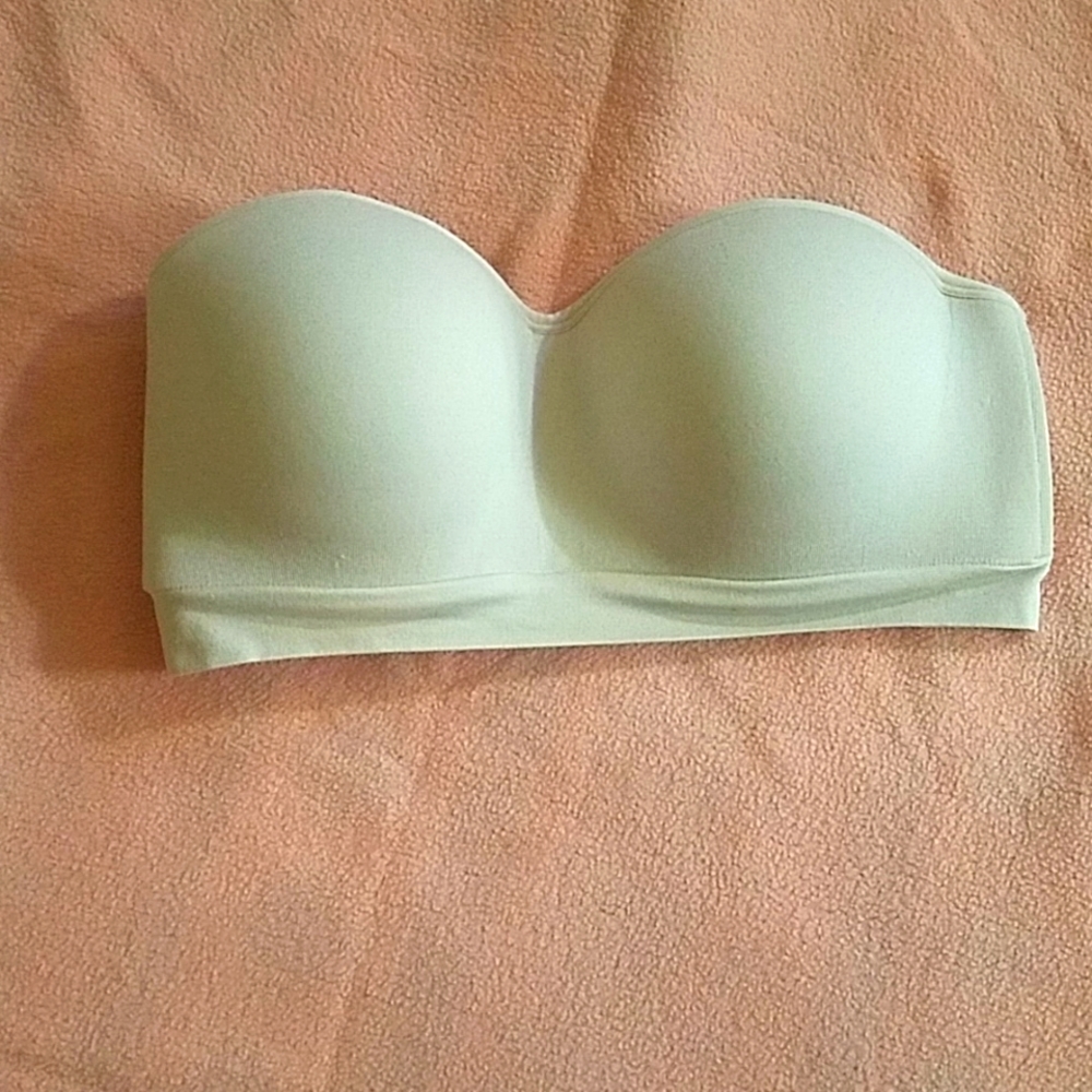 Strapless bra